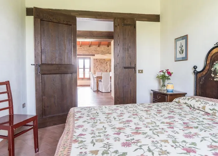 Manganina - Tabiano Castle Country فيلة سالسوماجّوري تيرمي