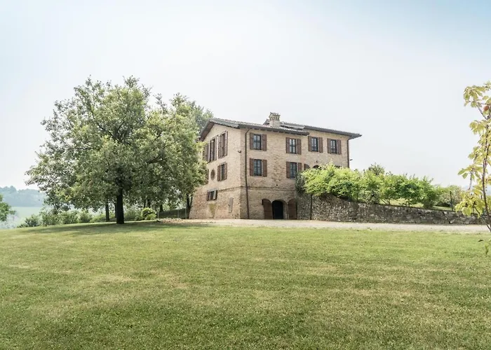 Manganina - Tabiano Castle Country فيلة سالسوماجّوري تيرمي