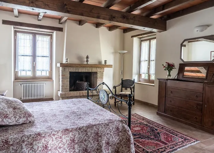 Manganina - Tabiano Castle Country فيلة سالسوماجّوري تيرمي